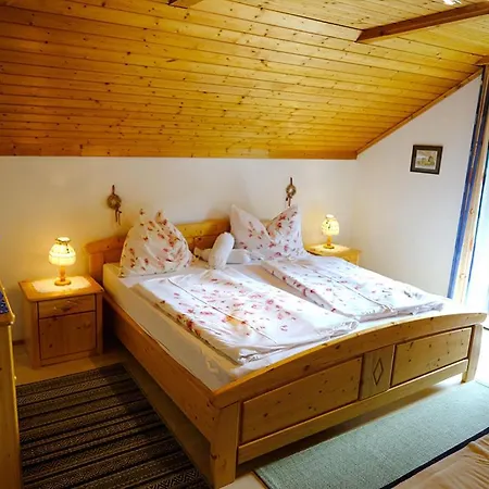 Апартаменти Haus Kremser *