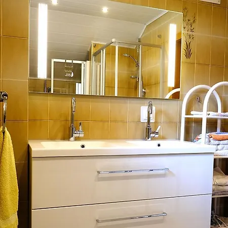 Haus Kremser Апартаменти Бад-Кляйнкірхгайм