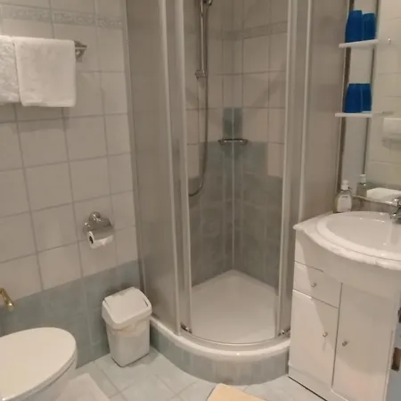 Апартаменти Haus Kremser